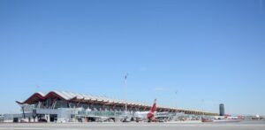Icelandair MAD Terminal – Adolfo Suárez Madrid–Barajas Airport