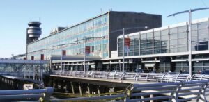 Sun Country YUL Terminal – Montréal-Pierre Elliott Trudeau International Airport